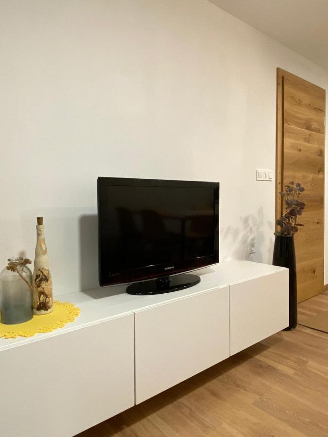 Ferienwohnung Apartma Lupis Podvolovljek Exterior foto